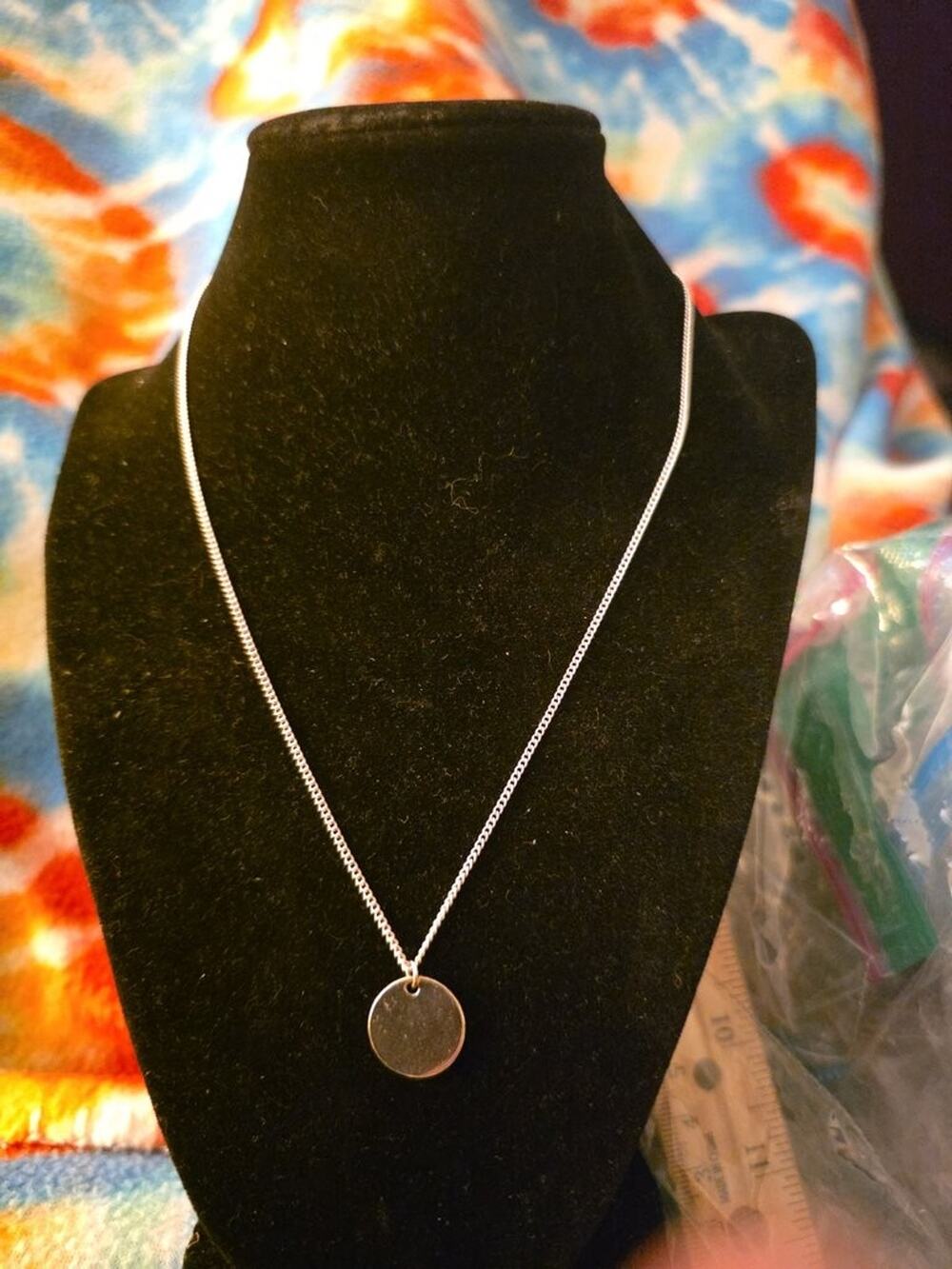 18 Inch Silver Pendant Necklace